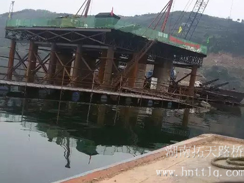湖北丹江口施工栈桥